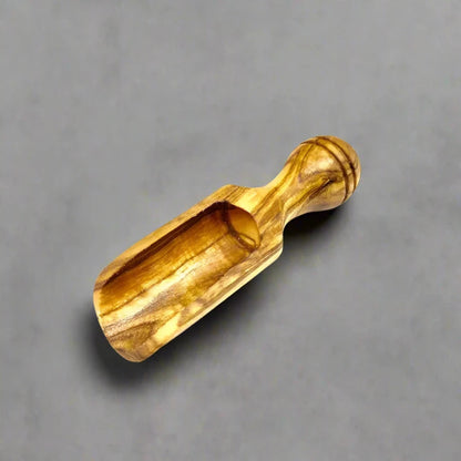 Olivenholz Salzdose mit Deckel inkl. Salzschippchen - 9,5 cm
